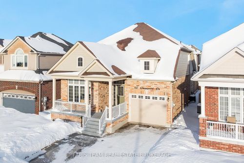 461 Greenwood Dr, Angus, ON, L3W0R4 | Card Image