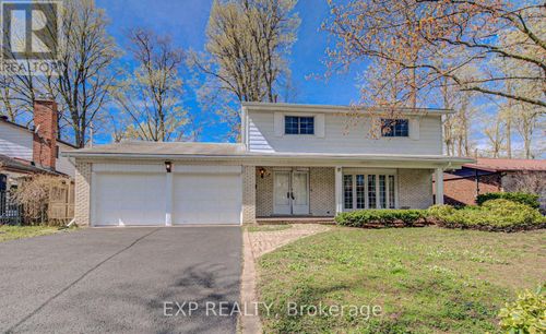 144 Shuh Avenue, Kitchener, ON, N2A1H6 | Card Image