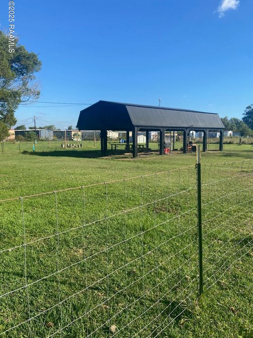 1134 Old Henderson Hwy, Henderson, LA, 70517-7800 | Card Image