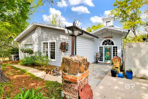 301 S School St, Fairhope, AL, 36532-1822 | Card Image