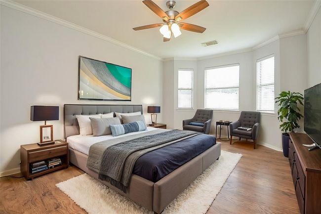 MASTER BEDROOM WITH NEW CEILING FAN (VIRTUE STAGED) | Image 10