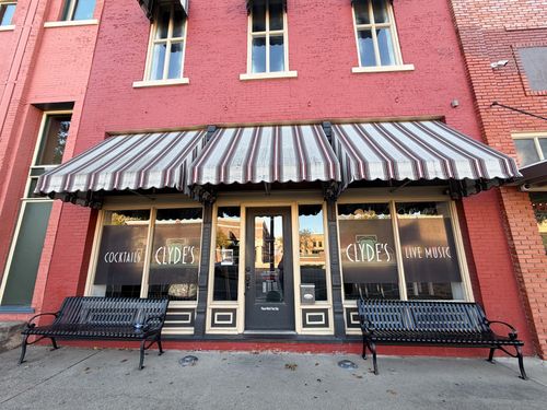 207 W Ennis Ave, Ennis, TX, 75119-4043 | Card Image