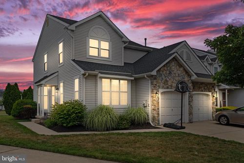 130 Kerry Lynn Ct, WILLIAMSTOWN, NJ, 08094-3153 | Card Image