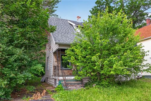 4126 E 142nd Street, Cleveland, OH, 44128 | Card Image
