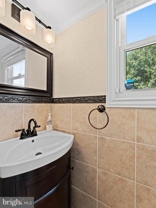 657 S Queen Anne Dr, House other with 3 bedrooms, 2 bathrooms and null parking in FAIRLESS HILLS PA | Image 18