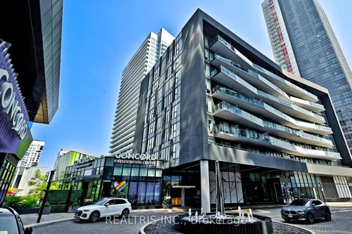 611-90 Queens Quay W, Toronto, ON, M5V1A2 | Card Image