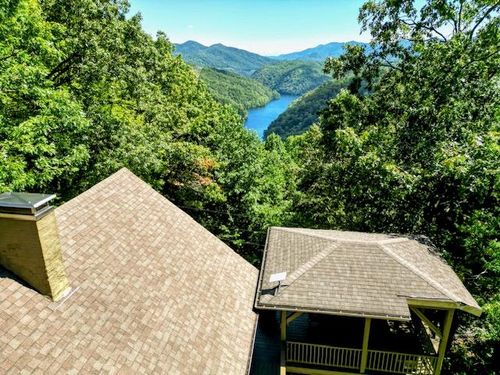 561 Deals Gap Rd, Robbinsville, NC, 28771-4507 | Card Image