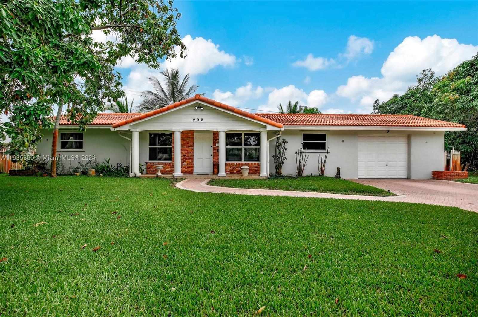 52nd Ave, Plantation, FL 33317