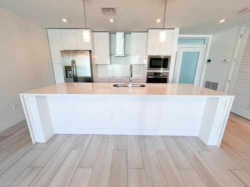 unit-202-1 S Palmway, Lake Worth Beach, FL, 33460-4122 | Card Image