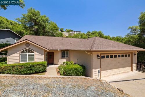 395 Arbona Cir N, Sonora, CA, 95370-8057 | Card Image