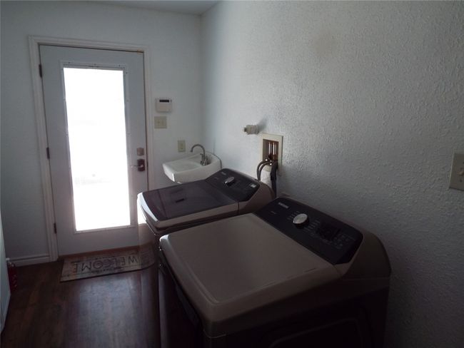 721 Midway Rd, House other with 3 bedrooms, 2 bathrooms and null parking in Tool TX | Image 22