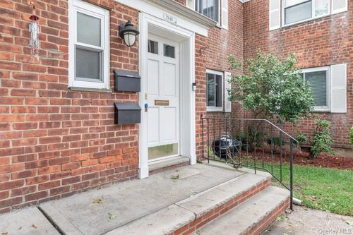 g-73 263rd St, Glen Oaks, NY, 11004-1006 | Card Image