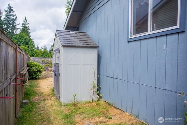1 of 2 sheds | Image 20