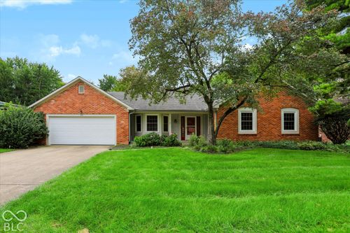 209 Yorkshire Cir, Noblesville, IN, 46060-3868 | Card Image