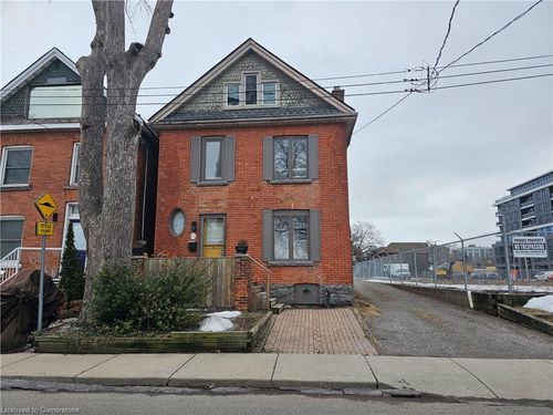63 New St, Hamilton, ON, L8P4J7 | Card Image