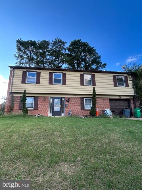 1910 Colebrooke Dr, TEMPLE HILLS, MD, 20748-5606 | Card Image