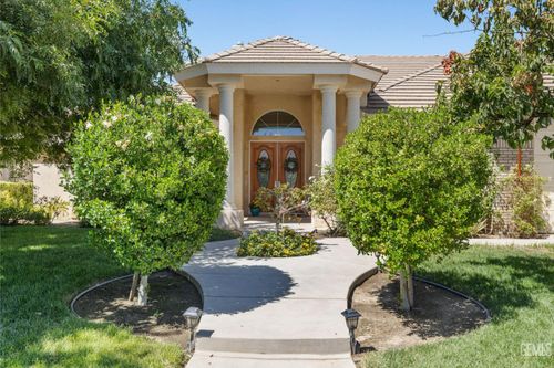 13946 Santa Fe Ct, Bakersfield, CA, 93314 | Card Image