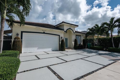 8855 Nw 146th Ln, Miami Lakes, FL, 33018 | Card Image