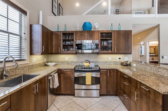 318 64 Th St, House other with 3 bedrooms, 2 bathrooms and null parking in Holmes Beach FL | Image 13