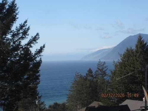 576 Ridge Rd, Whitethorn, CA, 95589-9179 | Card Image