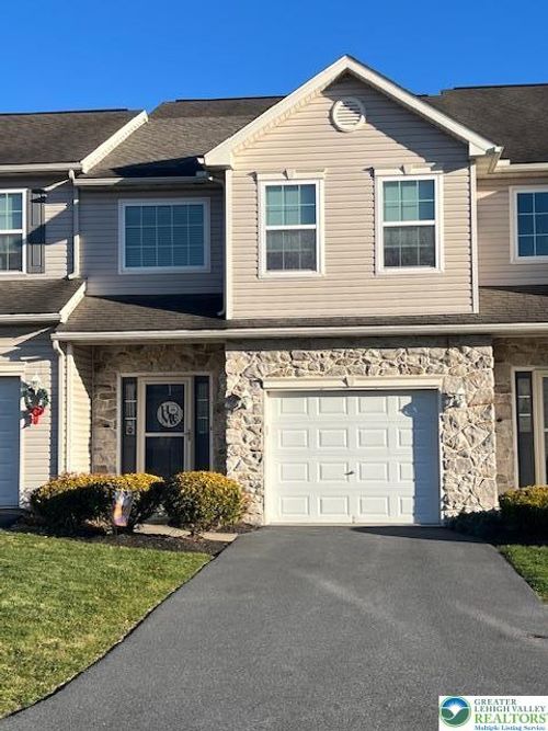 35 Helene Ct, Hamburg, PA, 19526-8375 | Card Image