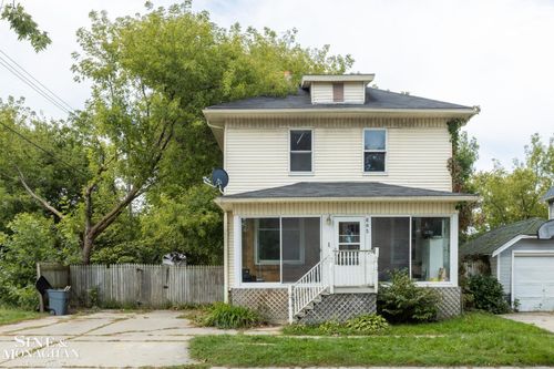 605 12th St Street, Port Huron, MI, 48060 | Card Image