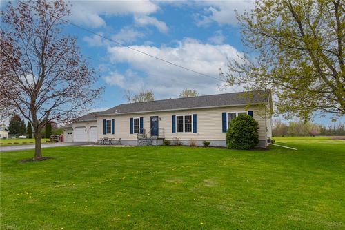 588 Marshall Rd, Waterloo, NY, 13165-8741 | Card Image
