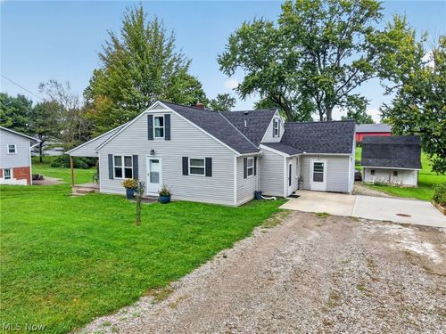 16398 Swine Creek Rd, Middlefield, OH, 44062-9428 | Card Image