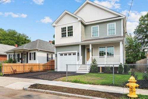 33 Riverview Ave, Pawtucket, RI, 02860-6230 | Card Image