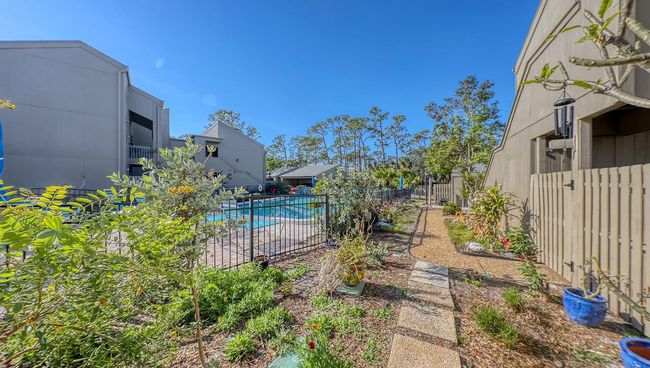 225 Woodland Dr, Condo with 2 bedrooms, 2 bathrooms and null parking in OSPREY FL | Image 39