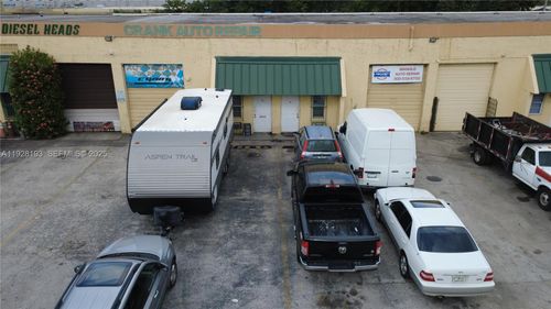 ste-5-9500 Nw 77th Ave, Hialeah Gardens, FL, 33016-2502 | Card Image