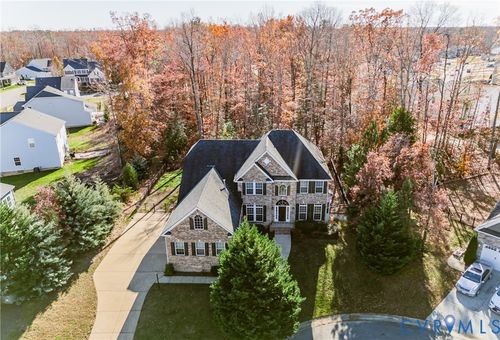 7297 Sedge Ct, New Kent, VA, 23124-2457 | Card Image