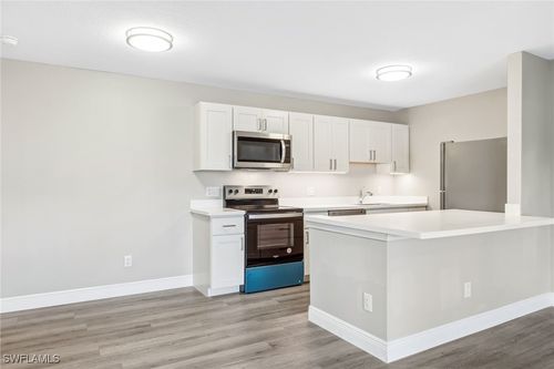 apt-1-17422 Birchwood Ln, FORT MYERS, FL, 33908-6106 | Card Image