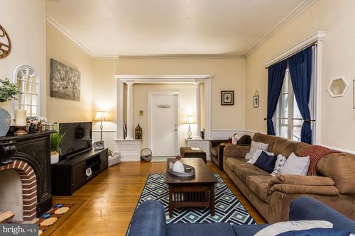 apt-1f-350 Green Ln, PHILADELPHIA, PA, 19128-4708 | Card Image