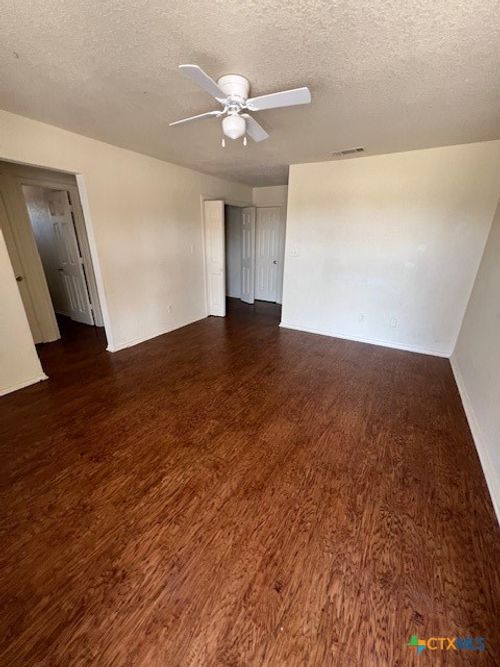2802 Cantabrian Dr, Killeen, TX, 76542-2507 | Card Image