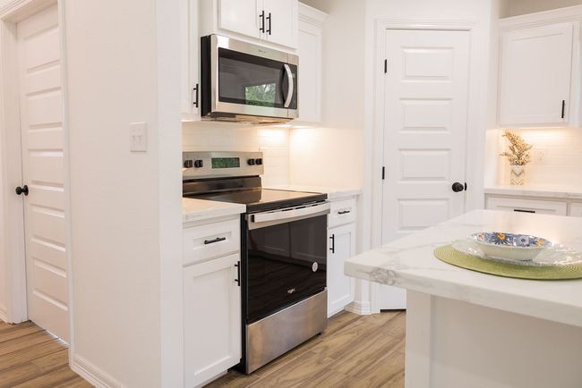 421 Anderson Dr, House other with 3 bedrooms, 2 bathrooms and 2 parking in Alice TX | Image 7