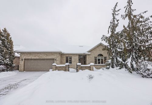 90 Longview Crt, London, ON, N6K4J1 | Card Image