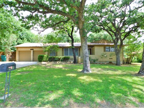 1217 Clover Ln, Denton, TX, 76209-1107 | Card Image