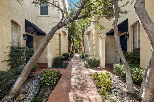 105-4517 Holland Ave, Dallas, TX, 75219-2171 | Card Image