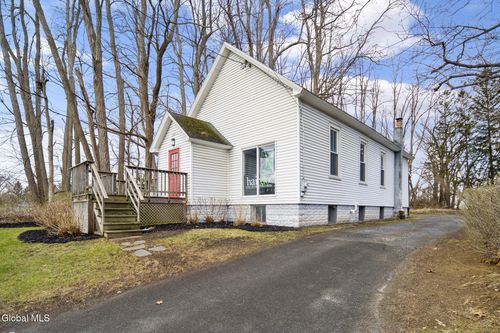 300 Old Niskayuna Rd, Latham, NY, 12110-3514 | Card Image