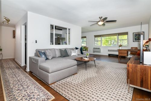 3b-55 Maple Ave, Hastings On Hudson, NY, 10706-1416 | Card Image