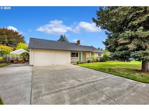 715 Nw 3rd Ave, Battle Ground, WA, 98604-8048 | Card Image