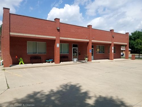 21089-21085 Goddard Rd, Taylor, MI, 48180-4353 | Card Image