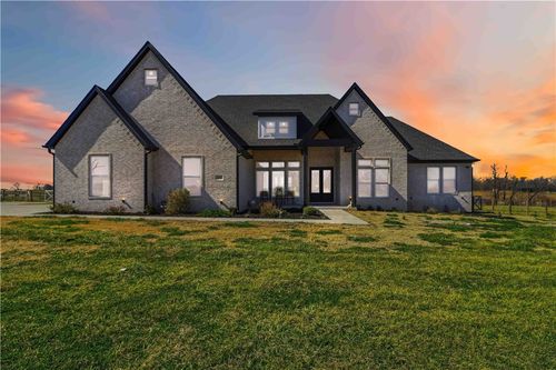 14303 Cozy Corner Rd, Siloam Springs, AR, 72761-9182 | Card Image