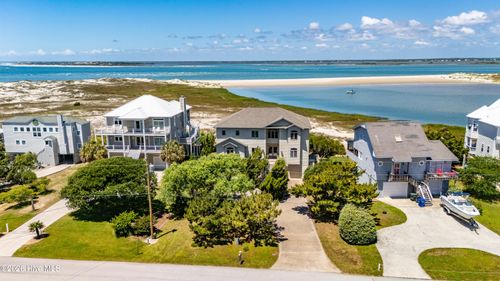 111 Bogue Ct, Emerald Isle, NC, 28594-2001 | Card Image