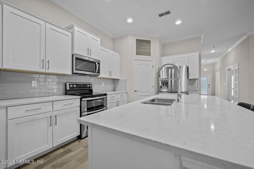 4019 Sandbank Ct, Middleburg, FL, 32068-3992 | Card Image