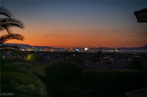 1800 Melfi Ct, Henderson, NV, 89012-7211 | Card Image