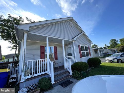 103 N West St, HARRINGTON, DE, 19952-1009 | Card Image