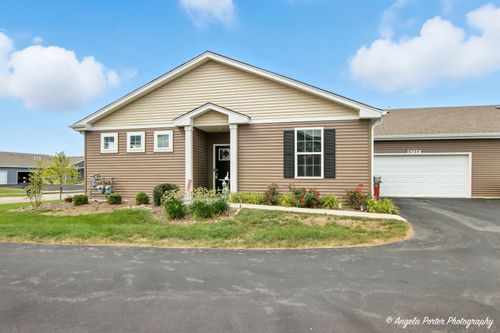 6324 Maple Glen Drive, Wonder Lake, IL, 60097 | Card Image