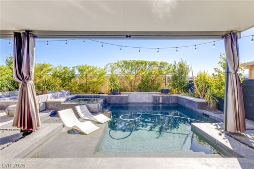 2605 Tolmezzo St, Henderson, NV, 89044-1800 | Card Image